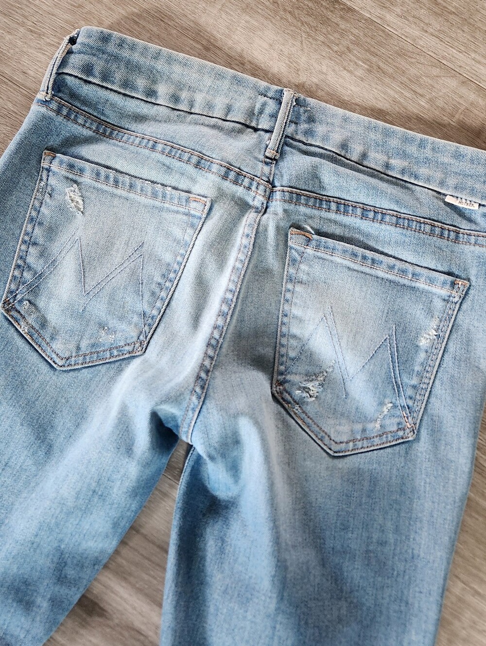 MOTHER UNDONE HEM LOOKER CROP CLIFF HANGER JEANS 26